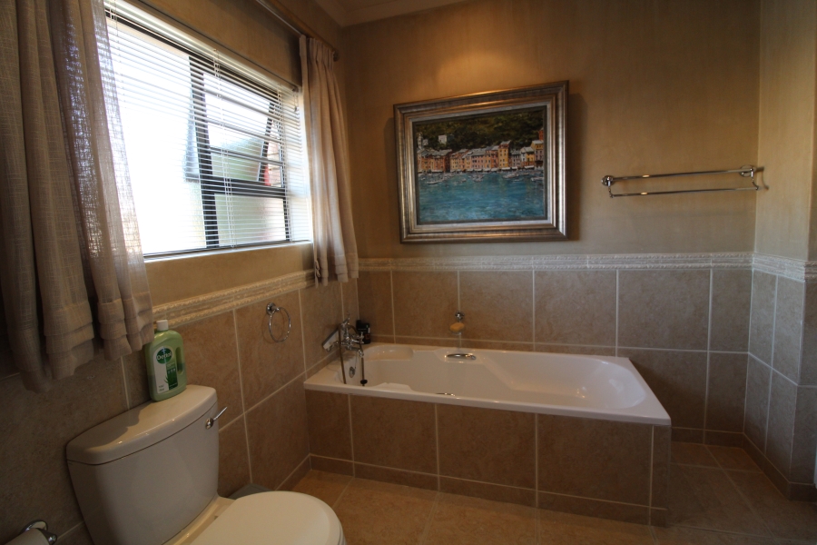 3 Bedroom Property for Sale in Heather Park Western Cape